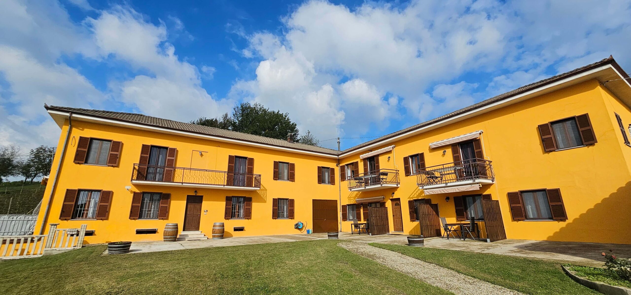 Lussuoso Casale Lussuoso Casale