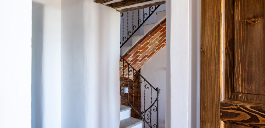 Langhe: Spettacolare Proprietà Langhe: Spettacolare Proprietà