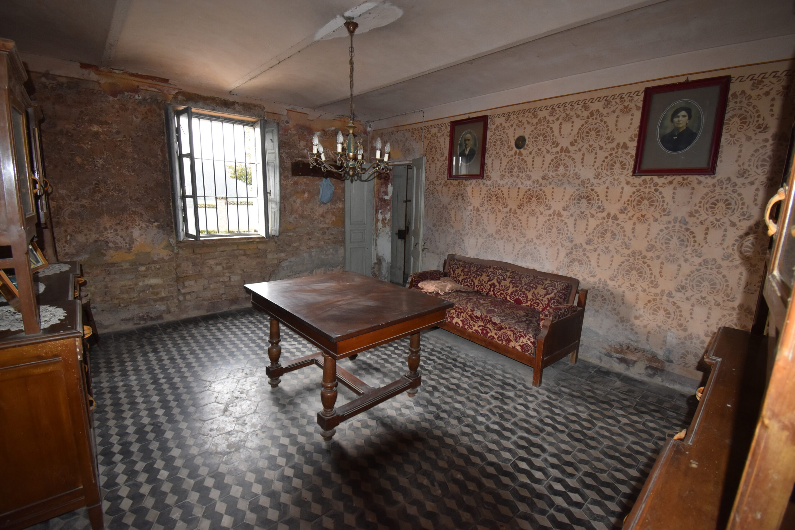 Casale comodo ai servizi