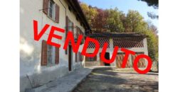 Affascinante Cascina con Fienile