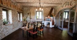 Casa Colonica con Piscina