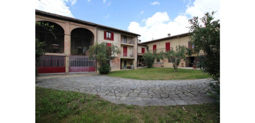 Spaziosa Casa di Campagna