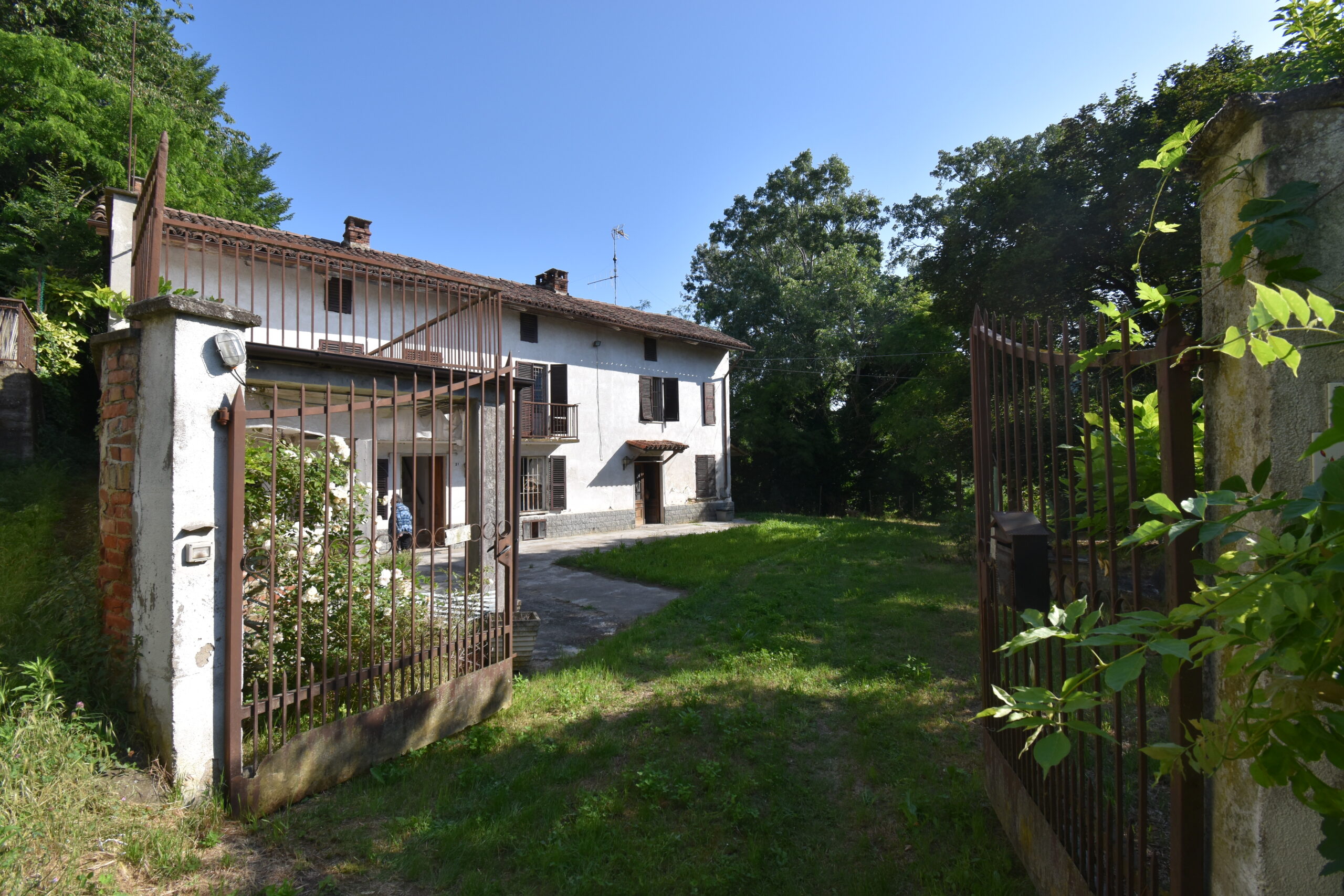 Cascina da rimodernare