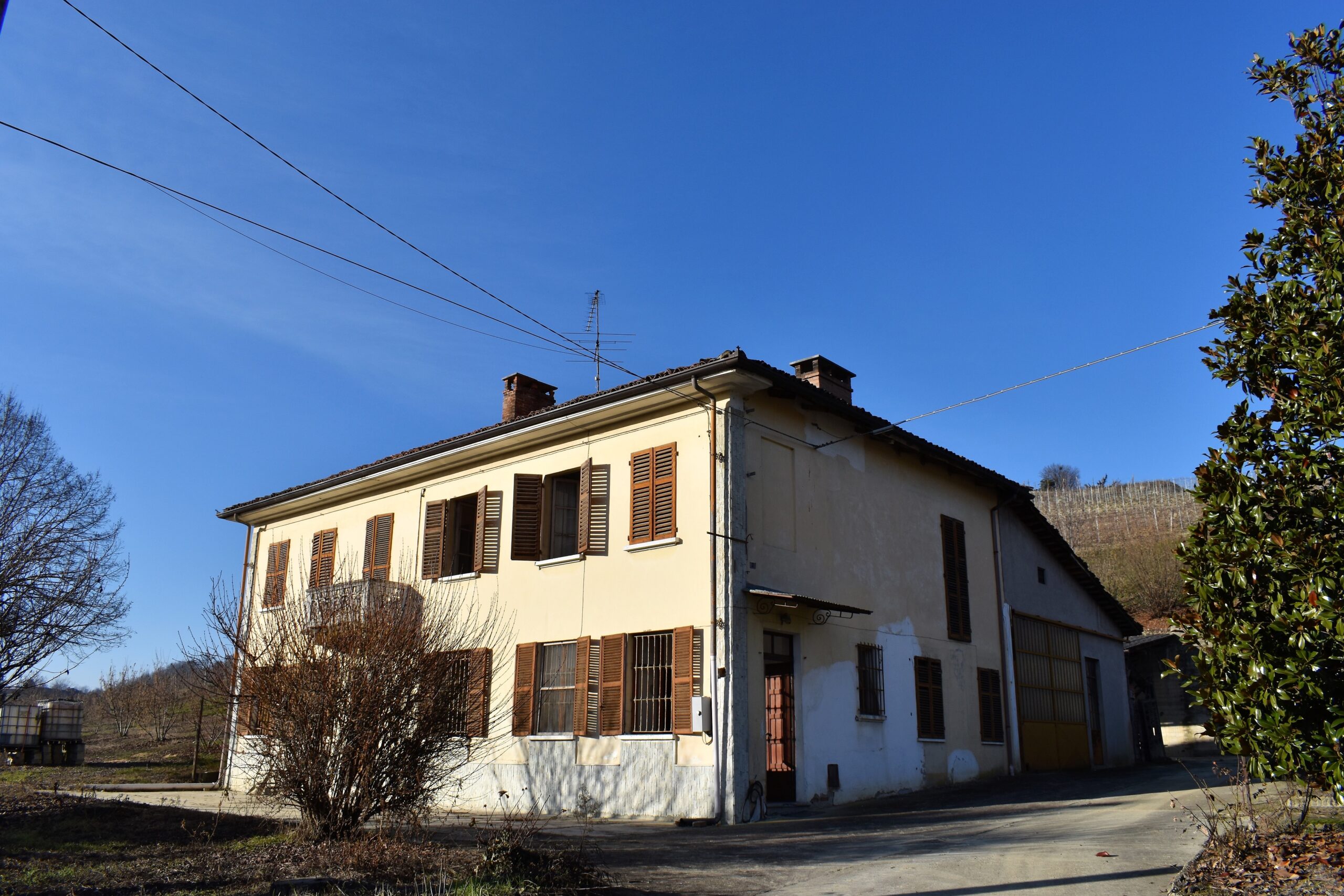 Cascina con potenzialità