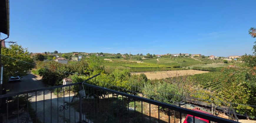 Incantevole casa con giardino