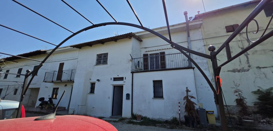 Incantevole casa con giardino