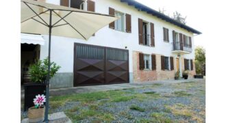 Casa di Campagna Ristrutturata